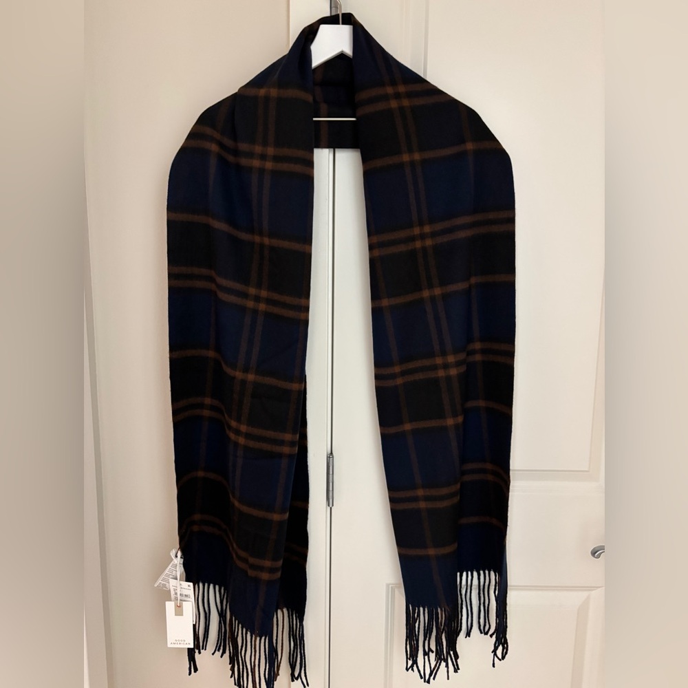 Good American Winter Scarf, Wide Blue Rise Large Plaid Scarf with Fringe
